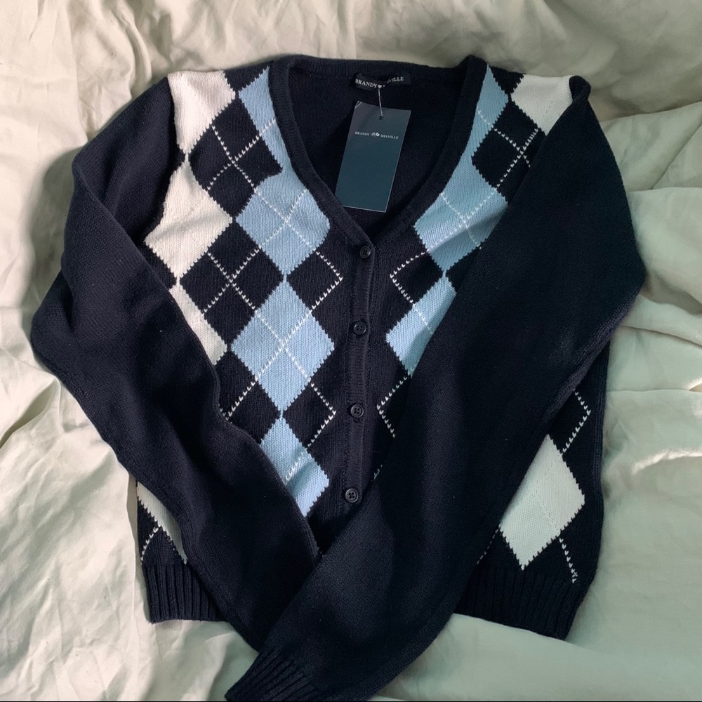 brandy melville elizabeth sweater